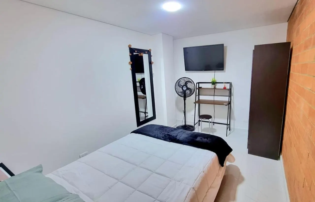 Apartamentos Extraordinarios En Medellin, Viajeros Y Familias