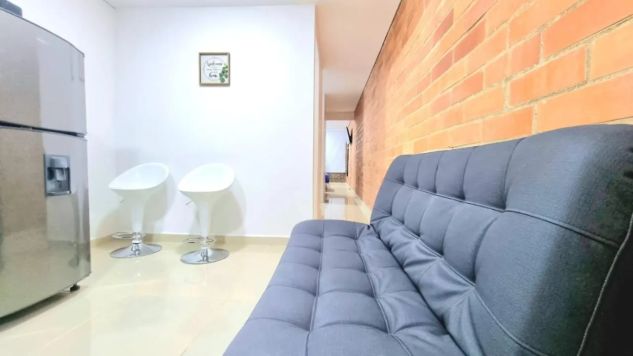 Apartamentos Extraordinarios En Medellin, Viajeros Y Familias