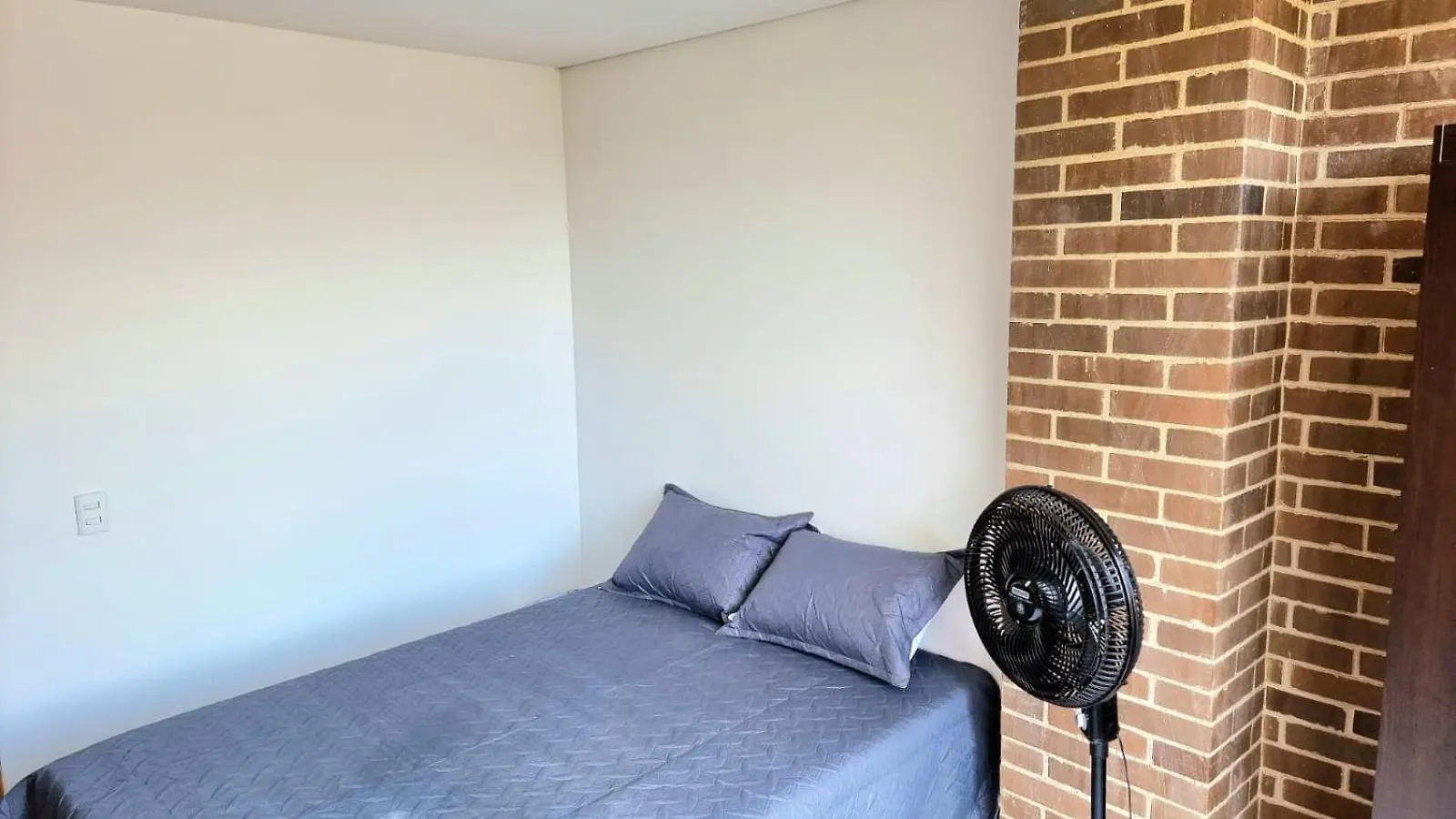 Apartamentos Extraordinarios En Medellin, Viajeros Y Familias Colombia